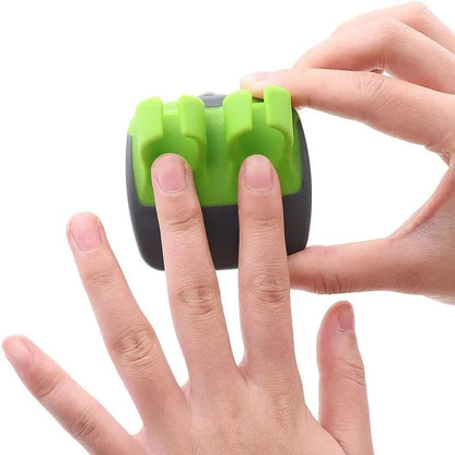 🥕🥔Hand Vegetable Peeler Palm Peeler Rubber Finger Grips Comfortable to Peel
