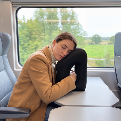 ✈️ Portable Travel Neck Pillow – Comfortable Neck Support for On-the-Go Rest 😴