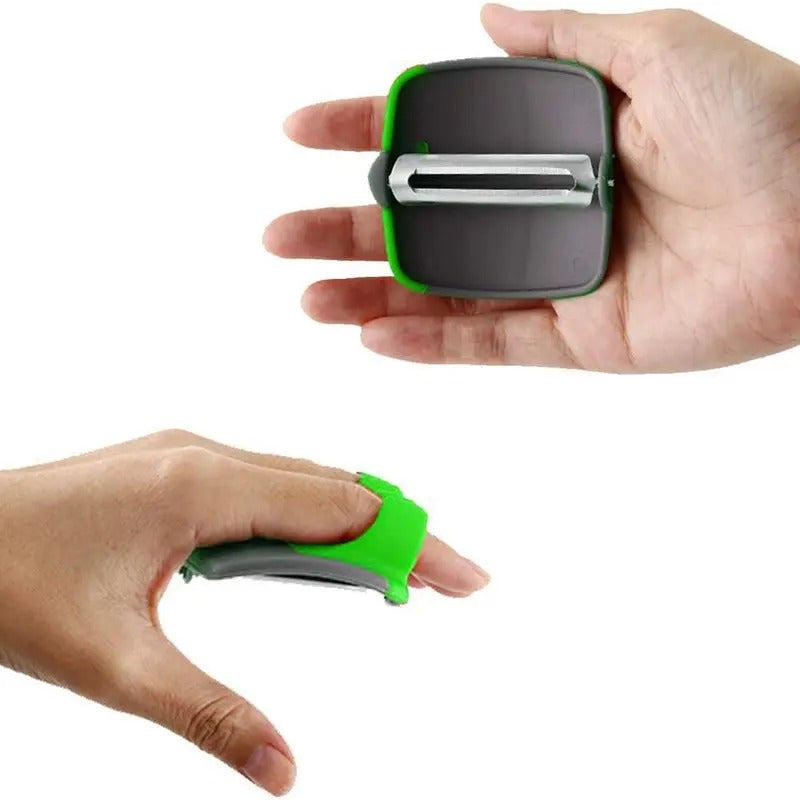 🥕🥔Hand Vegetable Peeler Palm Peeler Rubber Finger Grips Comfortable to Peel