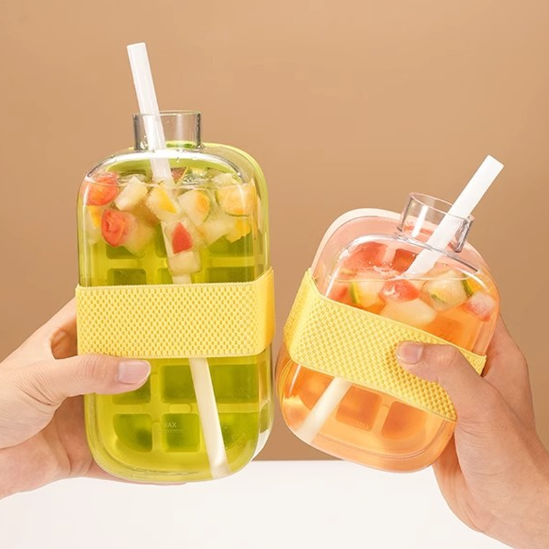 2-in-1 Ice Cube Maker Bottle – Make Ice & Stay Hydrated Anywhere